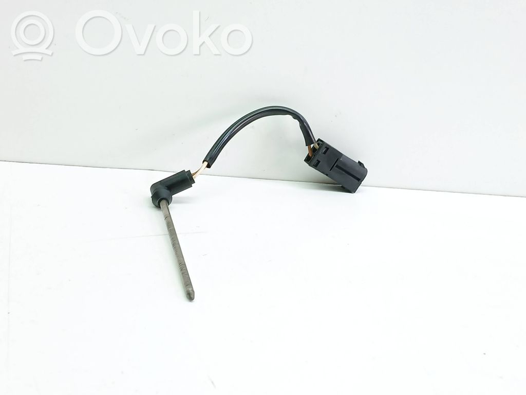 Interior temperature sensor   83913879