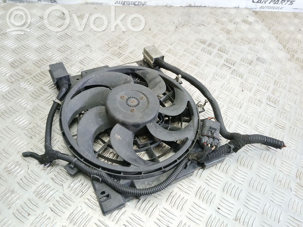 Opel Astra H Electric radiator cooling fan 