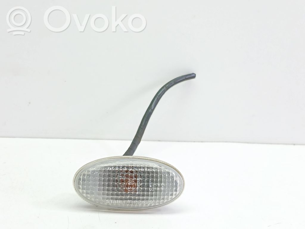 Mazda 3 I Front fender indicator light 