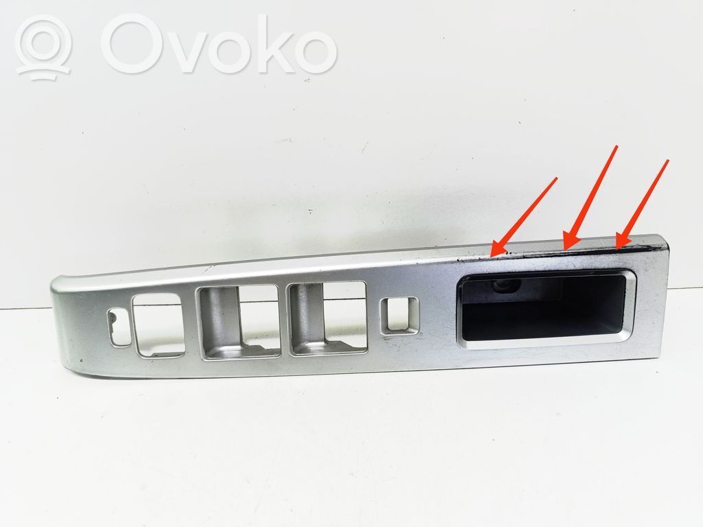 Mazda 5 Other front door trim element 