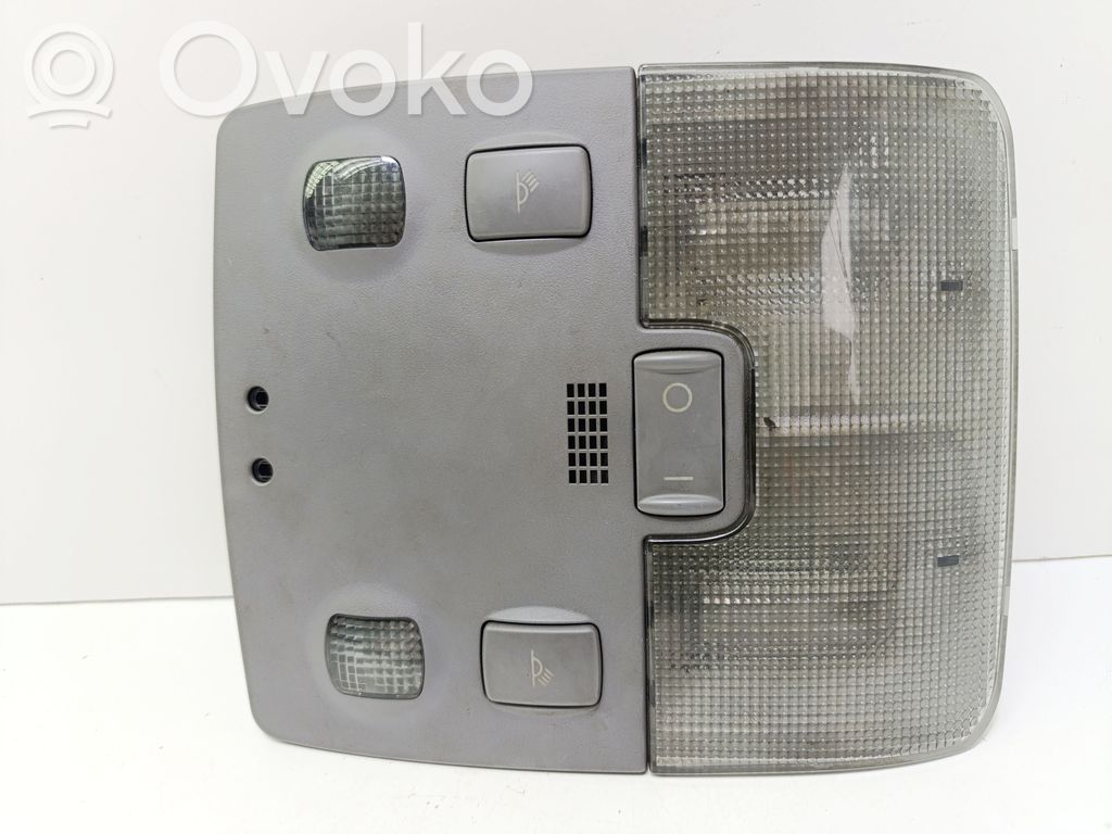Sisätilojen valon kytkin   8D0947111N