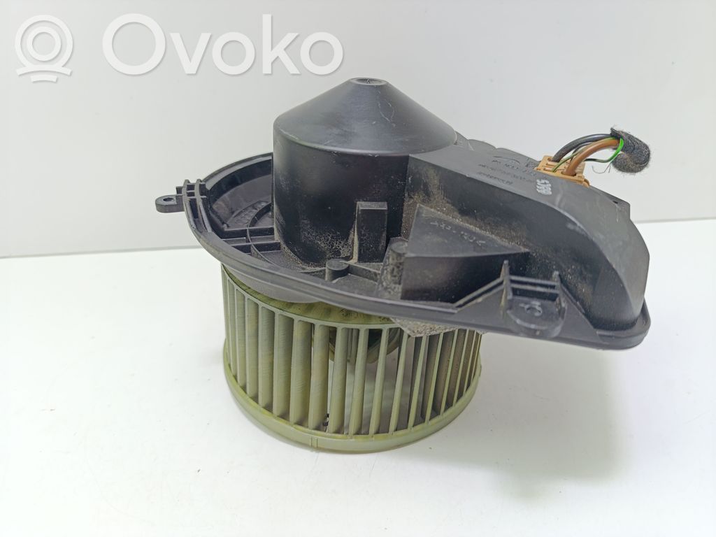 Audi A4 S4 B5 8D Ventola riscaldamento/ventilatore abitacolo