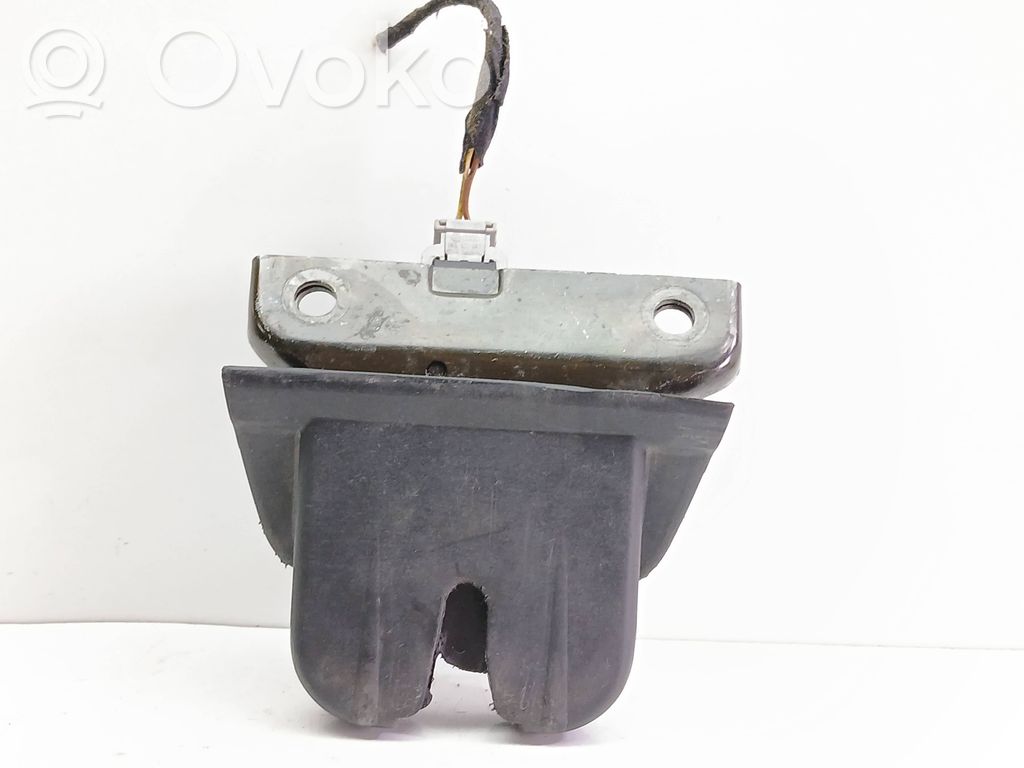 Audi A6 S6 C5 4B Serrure de loquet coffre
