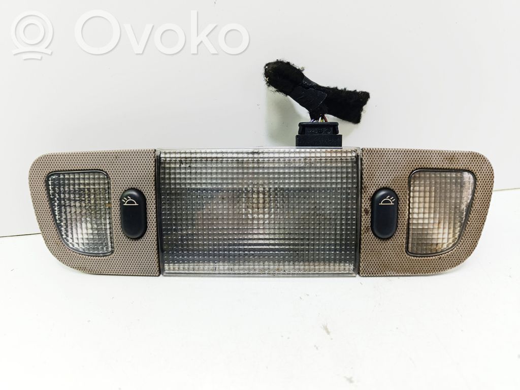 Peugeot 607 Rear seat light 