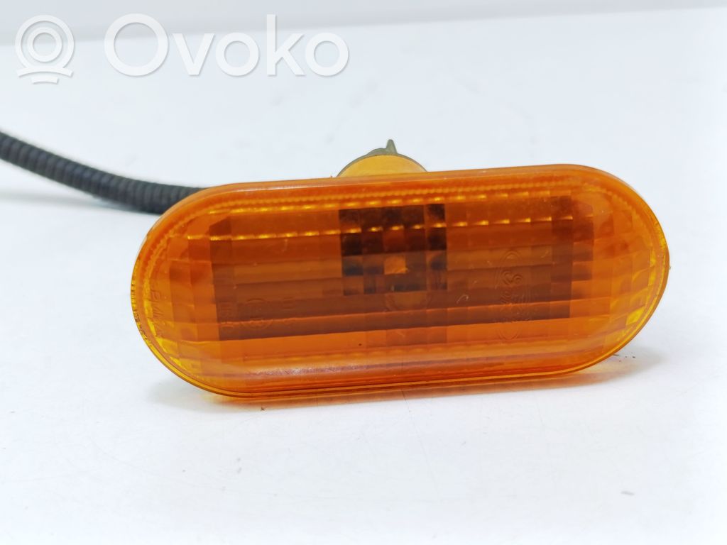 Seitenblinker   2S6A13K354A