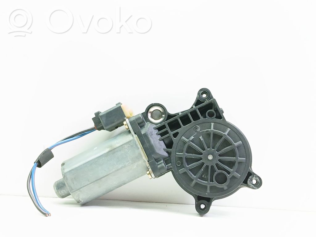 BMW 3 E46 Motor del regulador de la ventanilla de la puerta delantera 
