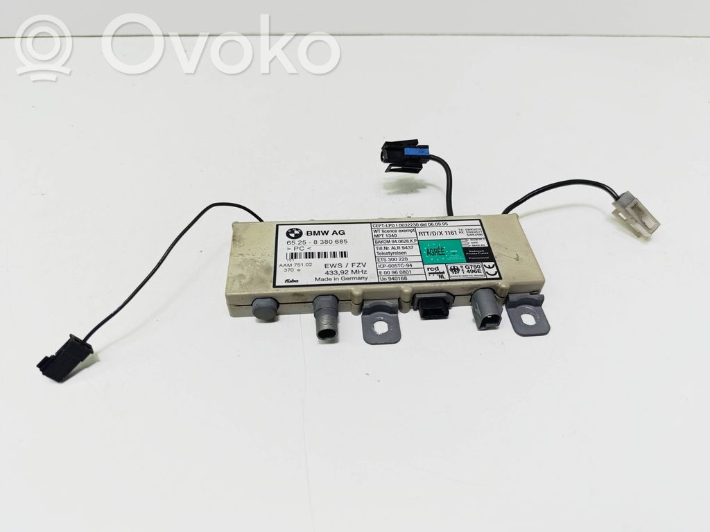BMW 5 E39 Antenos stiprintuvas 