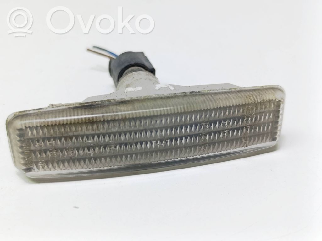 BMW 5 E39 Front fender indicator light 
