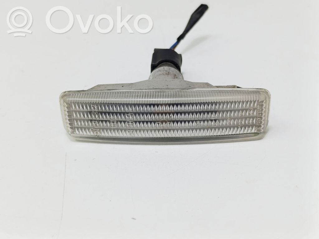 BMW 5 E39 Front fender indicator light 