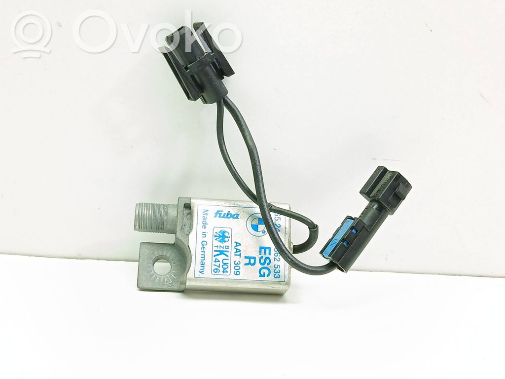BMW 5 E39 Antenos stiprintuvas 