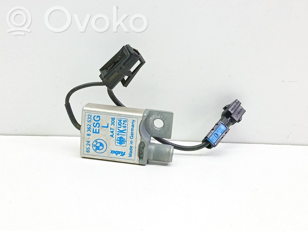 BMW 5 E39 Antenos stiprintuvas 