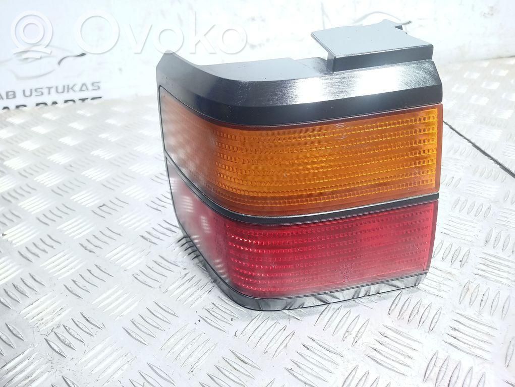 Volkswagen PASSAT B3 Rear/tail lights 