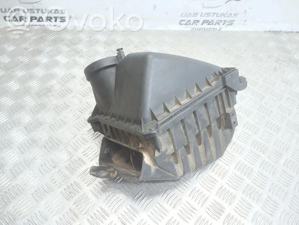 Audi A4 S4 B6 8E 8H Oro filtro dėžė 