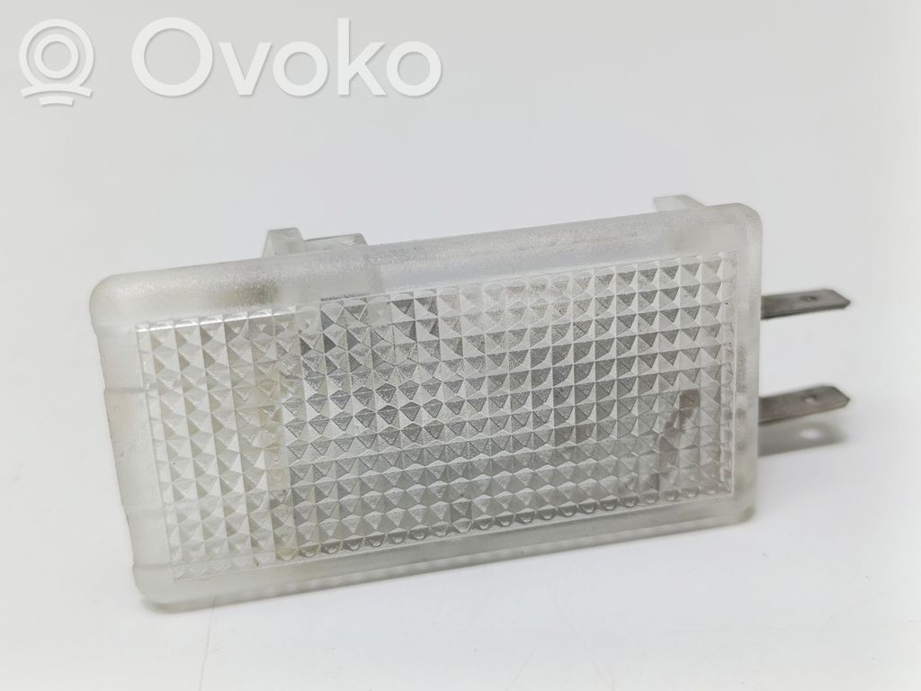Audi A4 S4 B5 8D Autre éclairage intérieur 