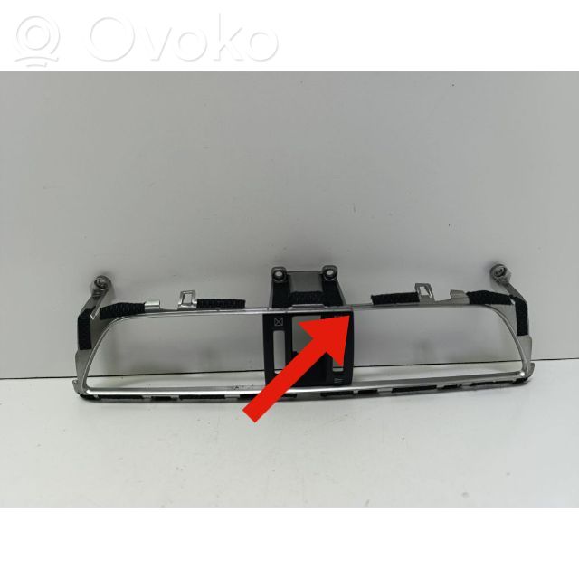 Panel trim   GHP955725