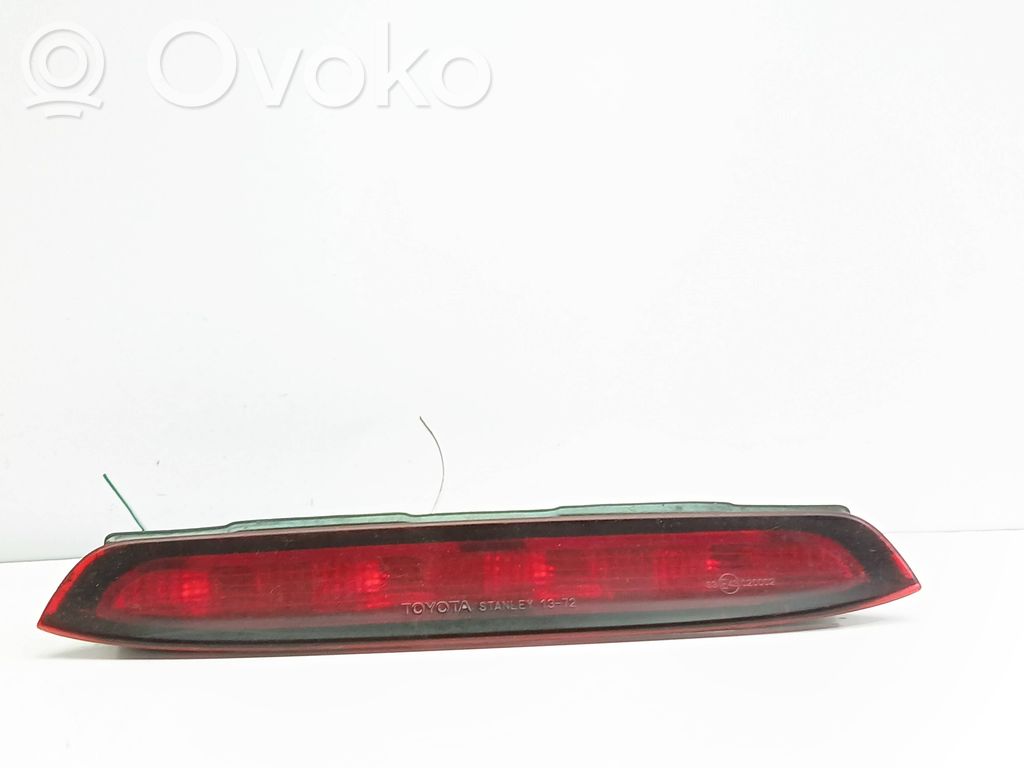 Toyota Corolla Verso E121 Third/center stoplight 