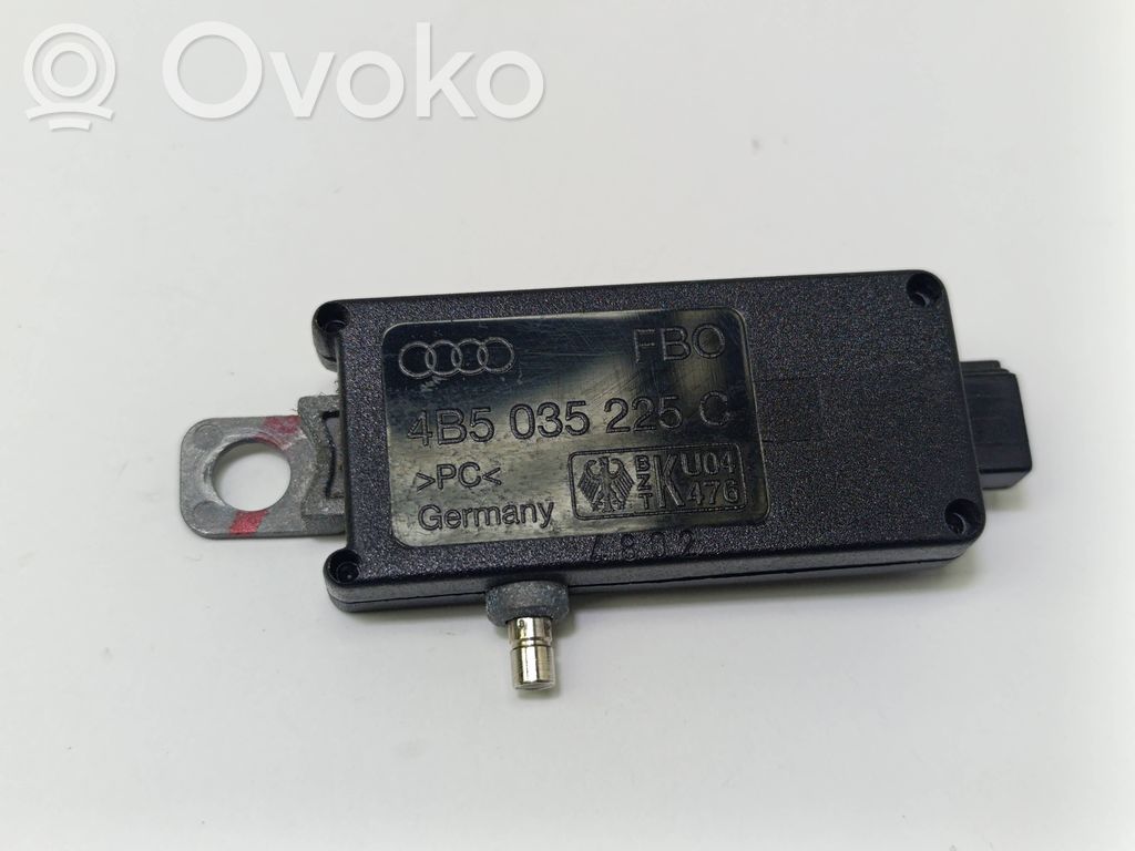 Audi A6 S6 C5 4B Antenos stiprintuvas 