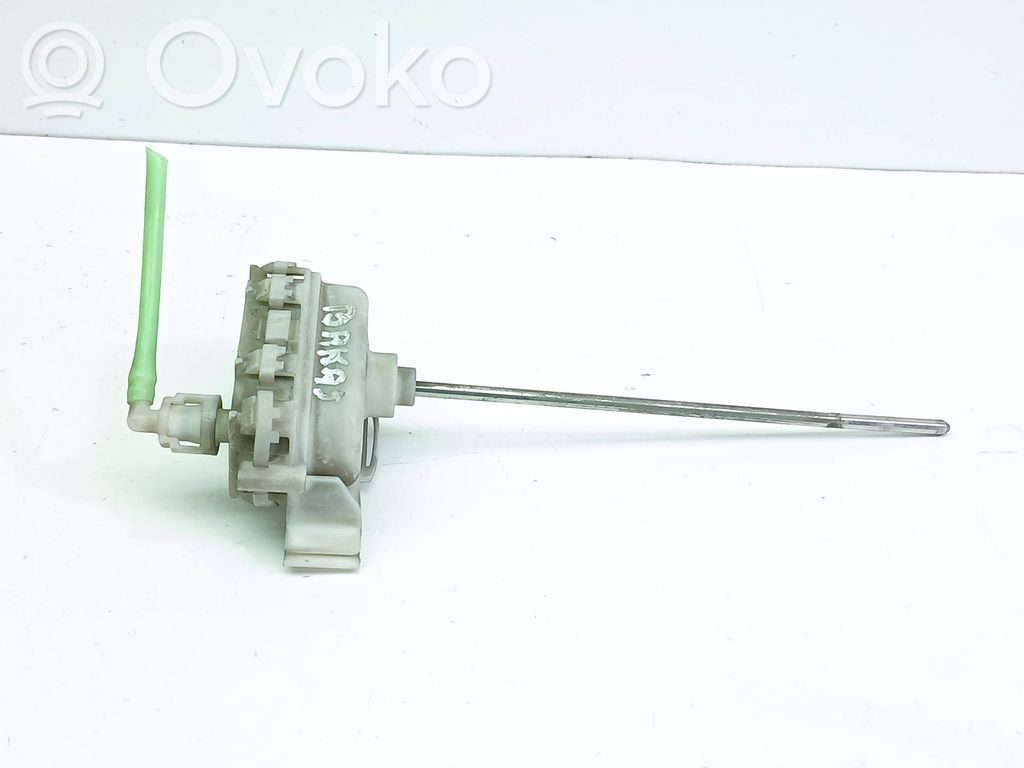 Audi A4 S4 B5 8D Central locking vacuum pump 