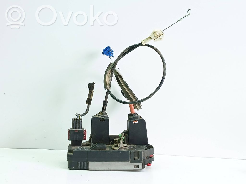Opel Astra G Takaoven lukko