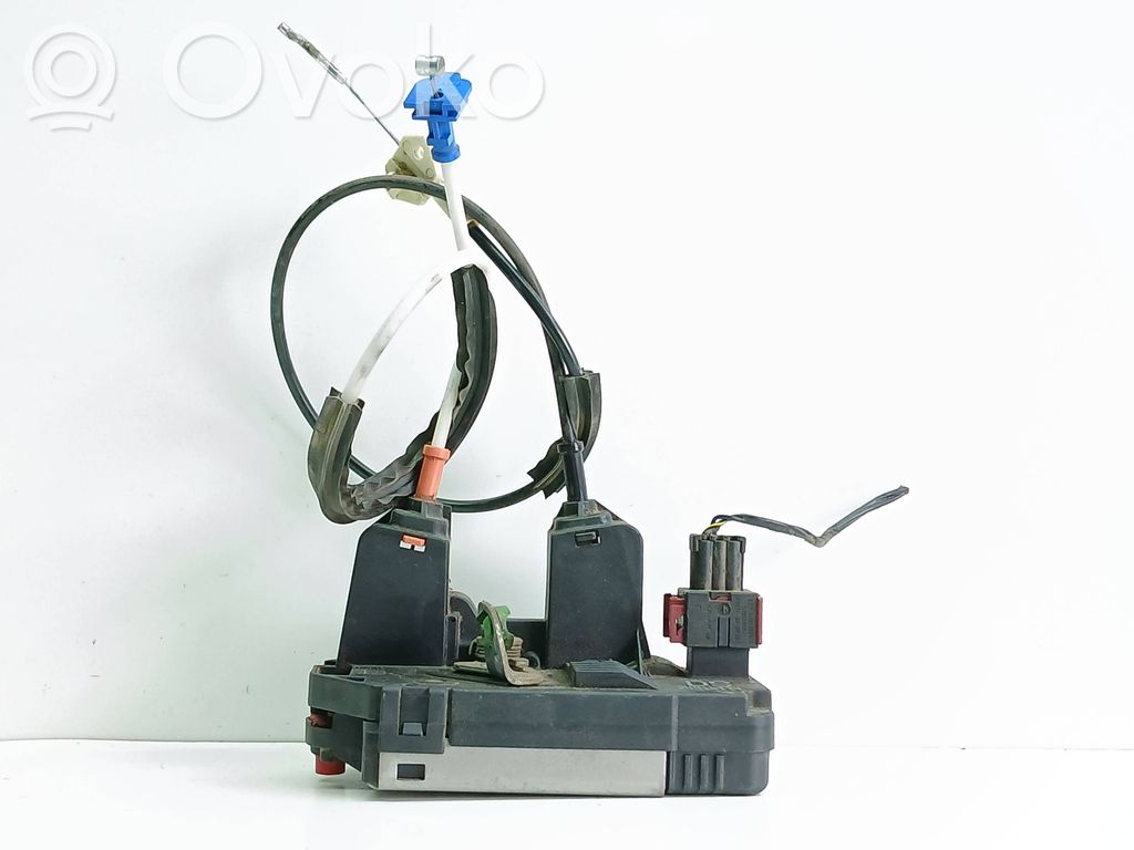 Opel Astra G Takaoven lukko 