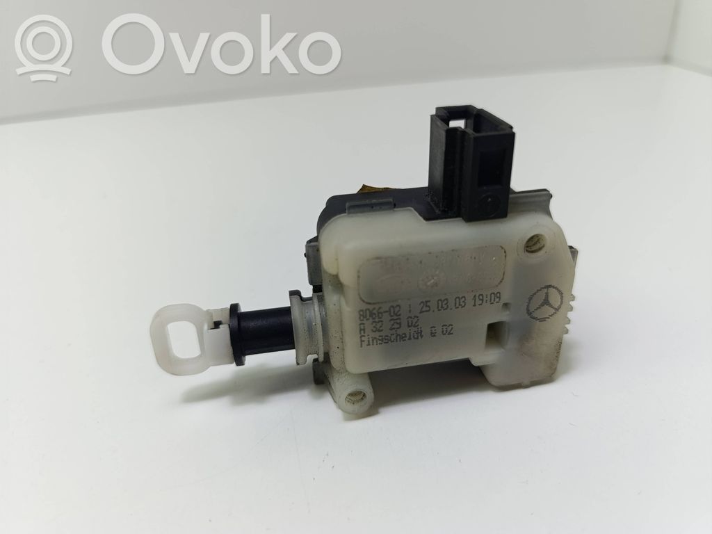 Motor blocare bușon rezervor combustibil   A322902