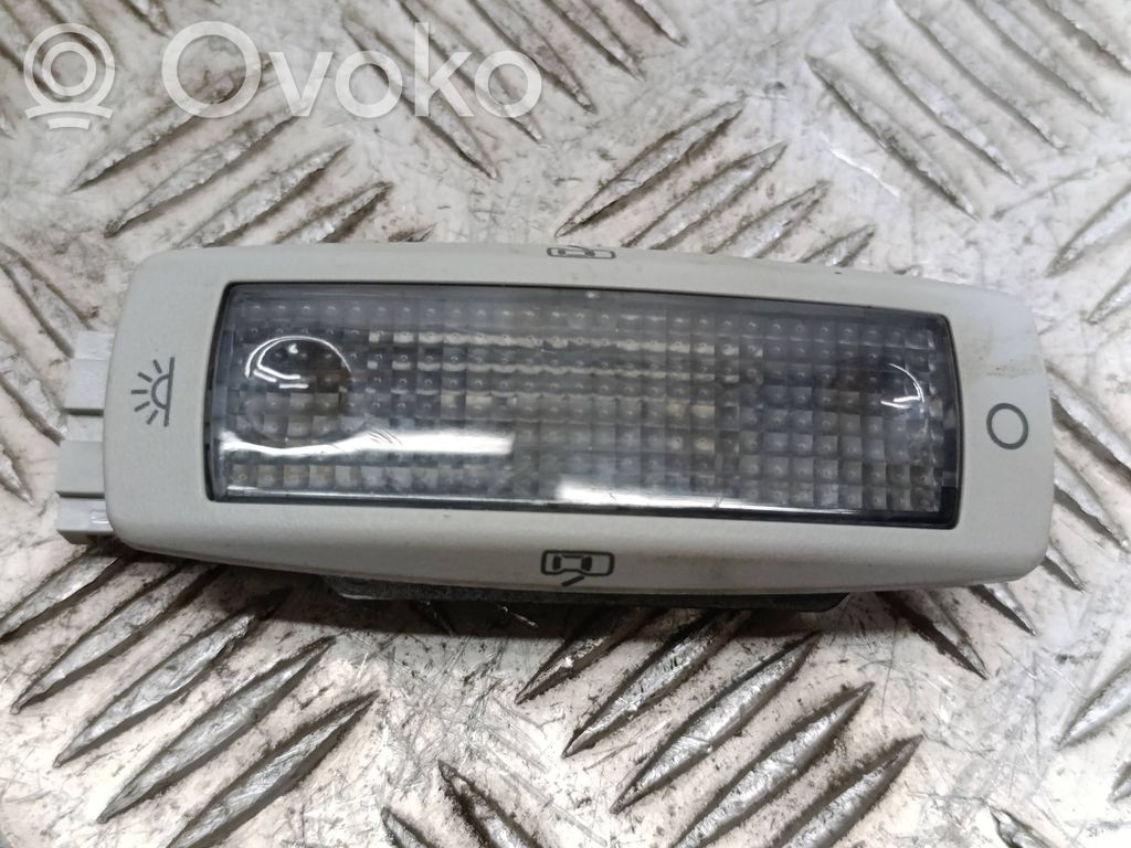 Volkswagen Golf IV Éclairage lumière plafonnier arrière 