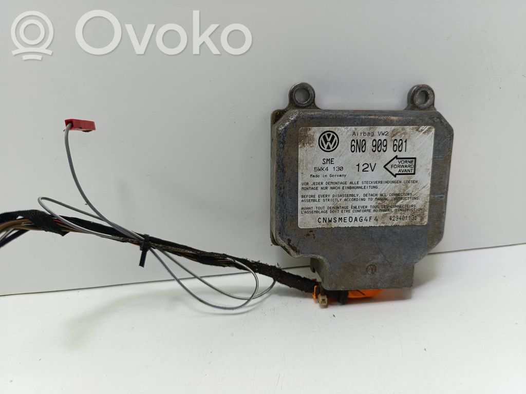 Volkswagen PASSAT B4 Centralina/modulo airbag