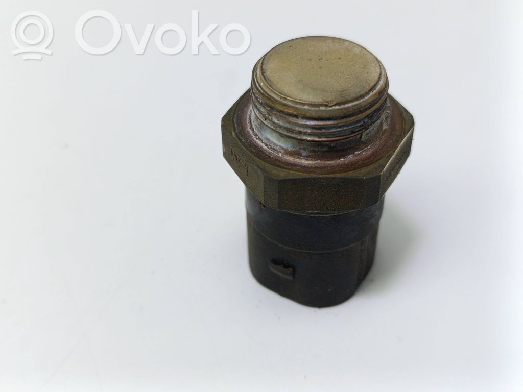 Volkswagen PASSAT B4 Sensor de temperatura del refrigerante