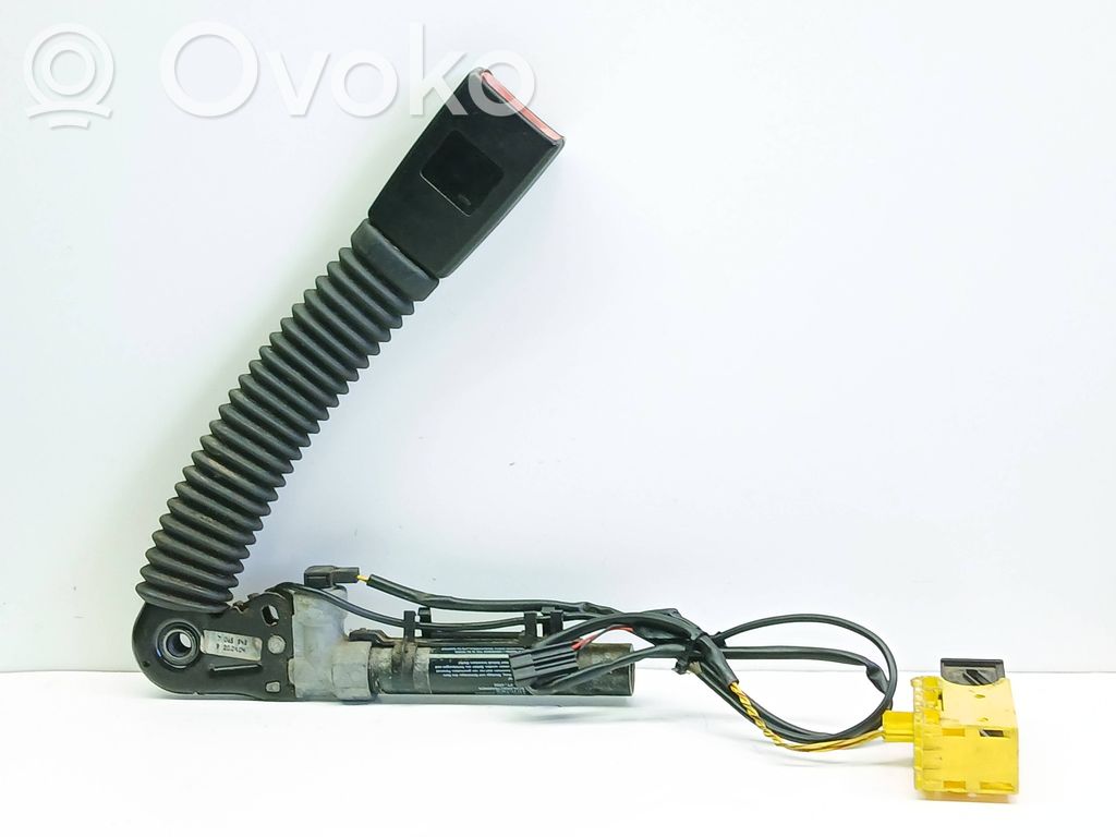 BMW 5 E60 E61 Etuistuimen turvavyön solki 
