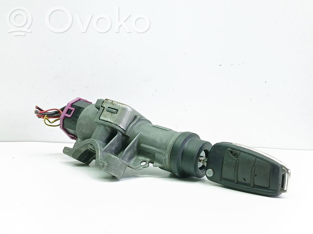 Audi A4 S4 B7 8E 8H Stacyjka 