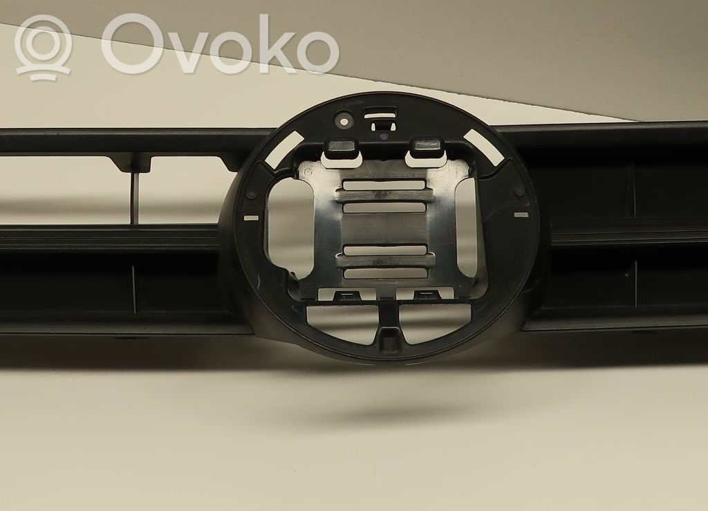 Volkswagen Polo VI Grilă radiator față 