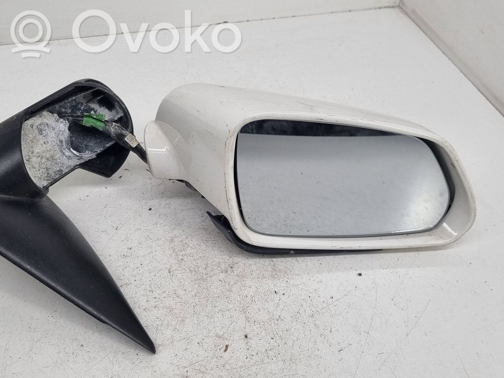 Skoda Octavia Mk2 (1Z) Elektryczne lusterko boczne drzwi przednich 