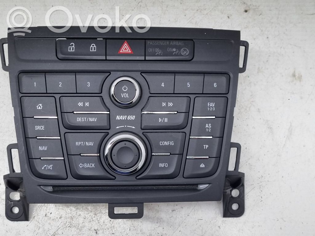 Climate control unit   13406661