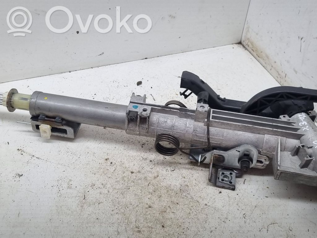 BMW X3 E83 Steering wheel axle set 