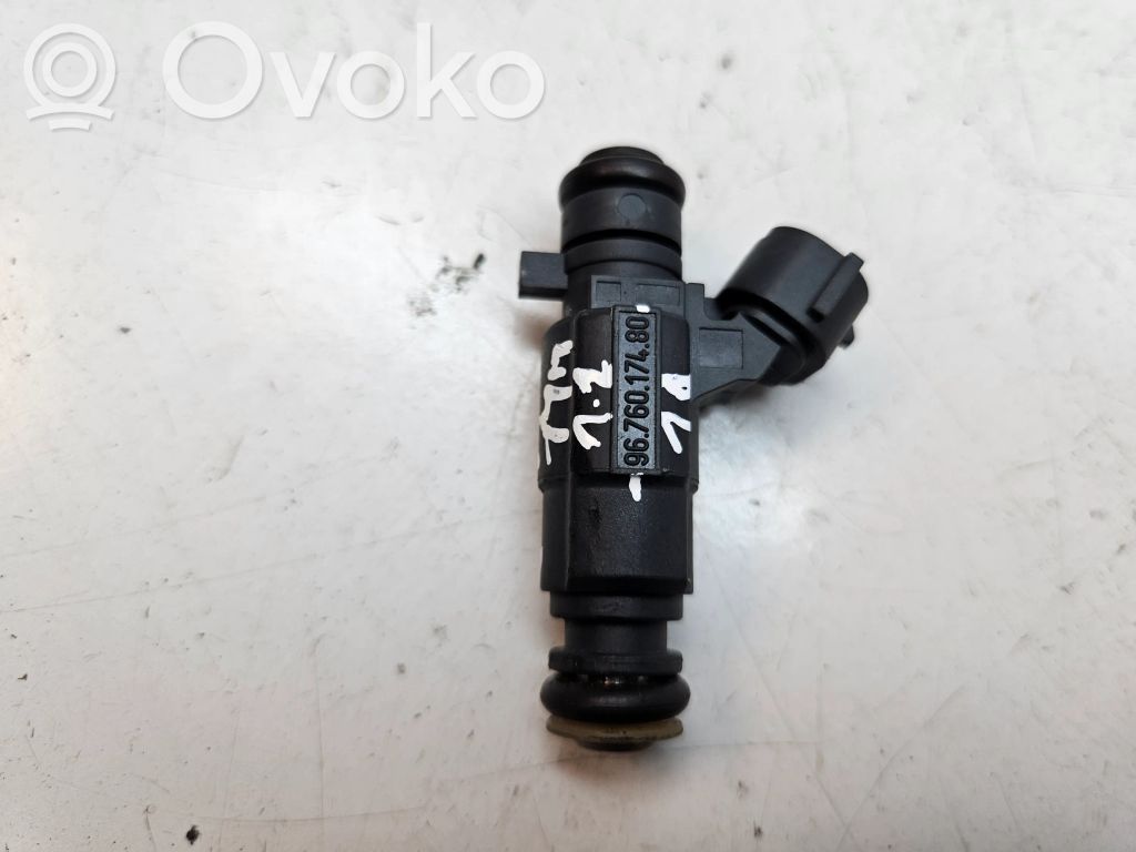 Citroen C3 Inyector de combustible 