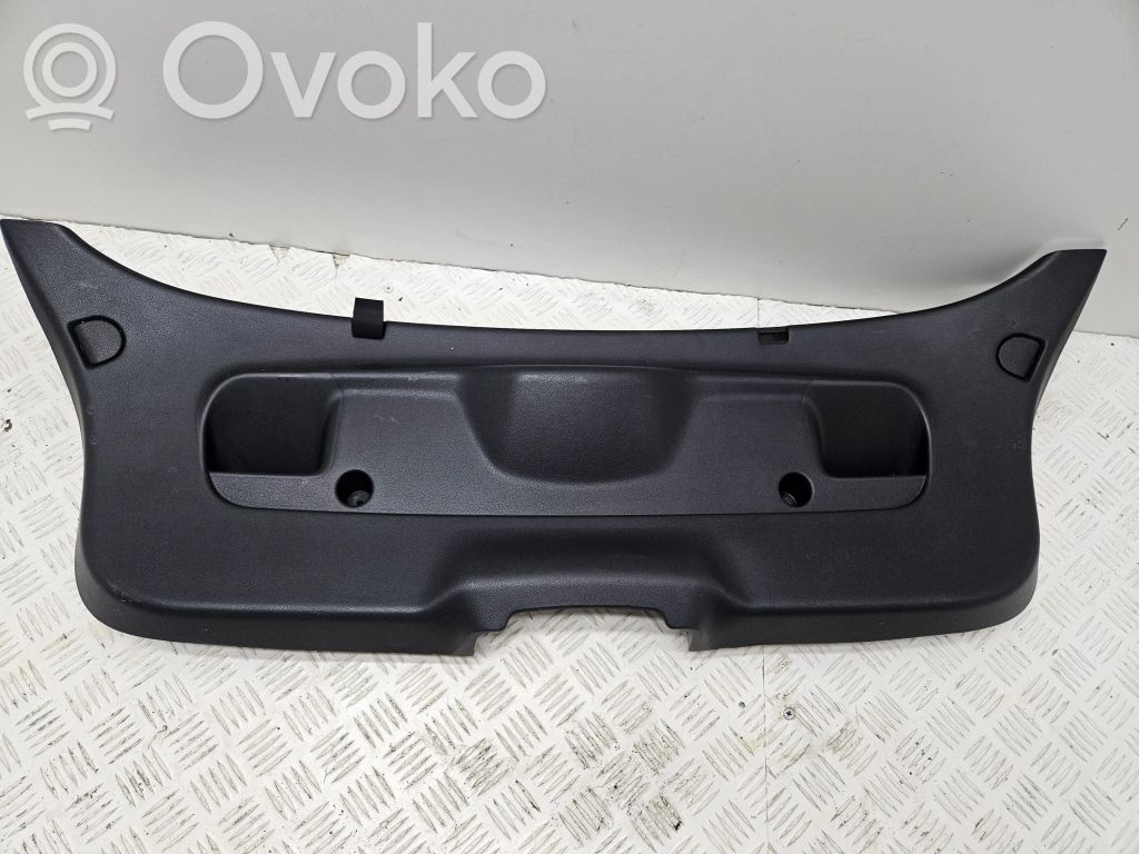 Citroen DS3 Tailgate trim 