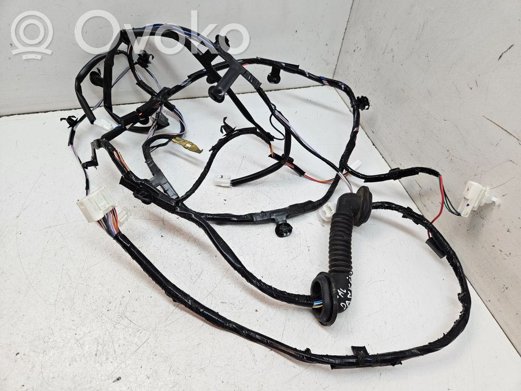 Mitsubishi Eclipse Cross Arnés de cableado de la puerta trasera/maletero 