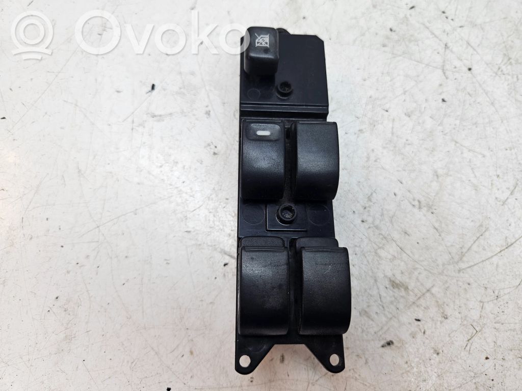 Mitsubishi L200 Electric window control switch 