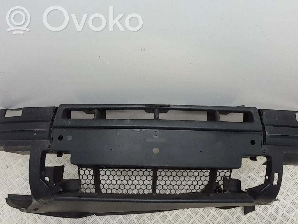 Renault Scenic I Zderzak przedni 