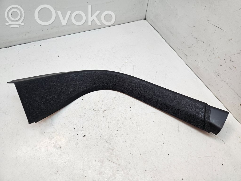 Ford Kuga I Poszycie / Tapicerka tylnej klapy bagażnika 