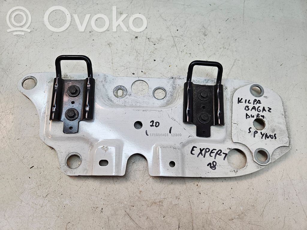 Peugeot Expert Loading door lock loop/hook striker 