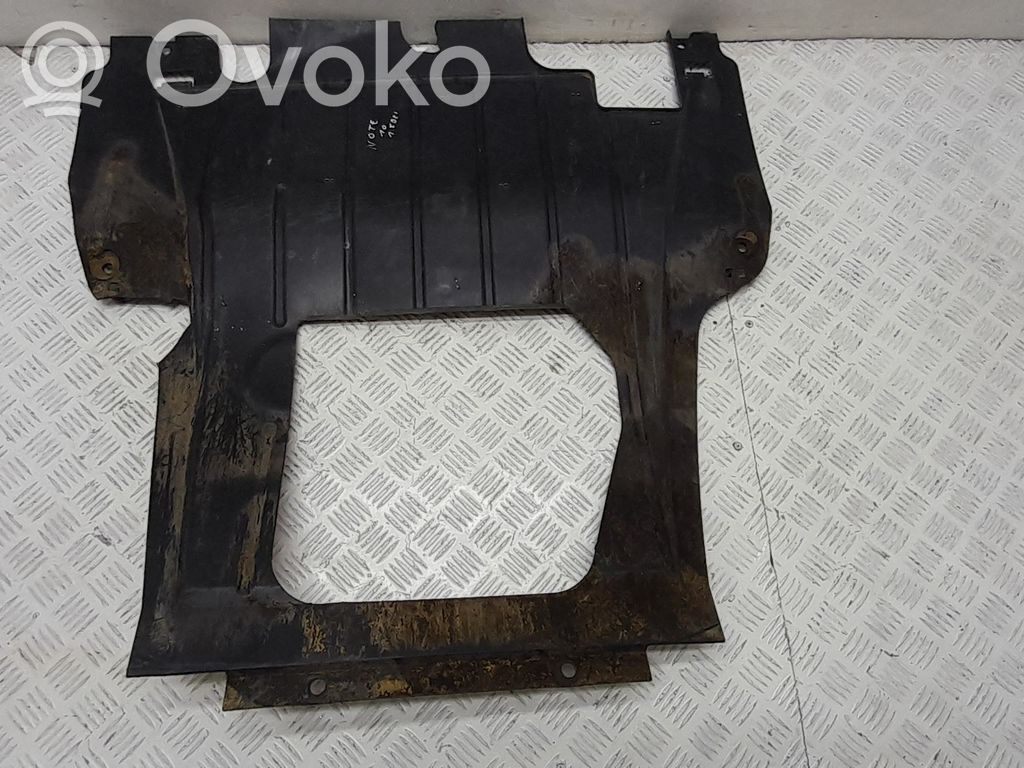 Nissan Note (E11) Engine splash shield/under tray 