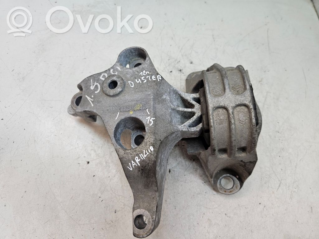 Dacia Duster Engine mount bracket 