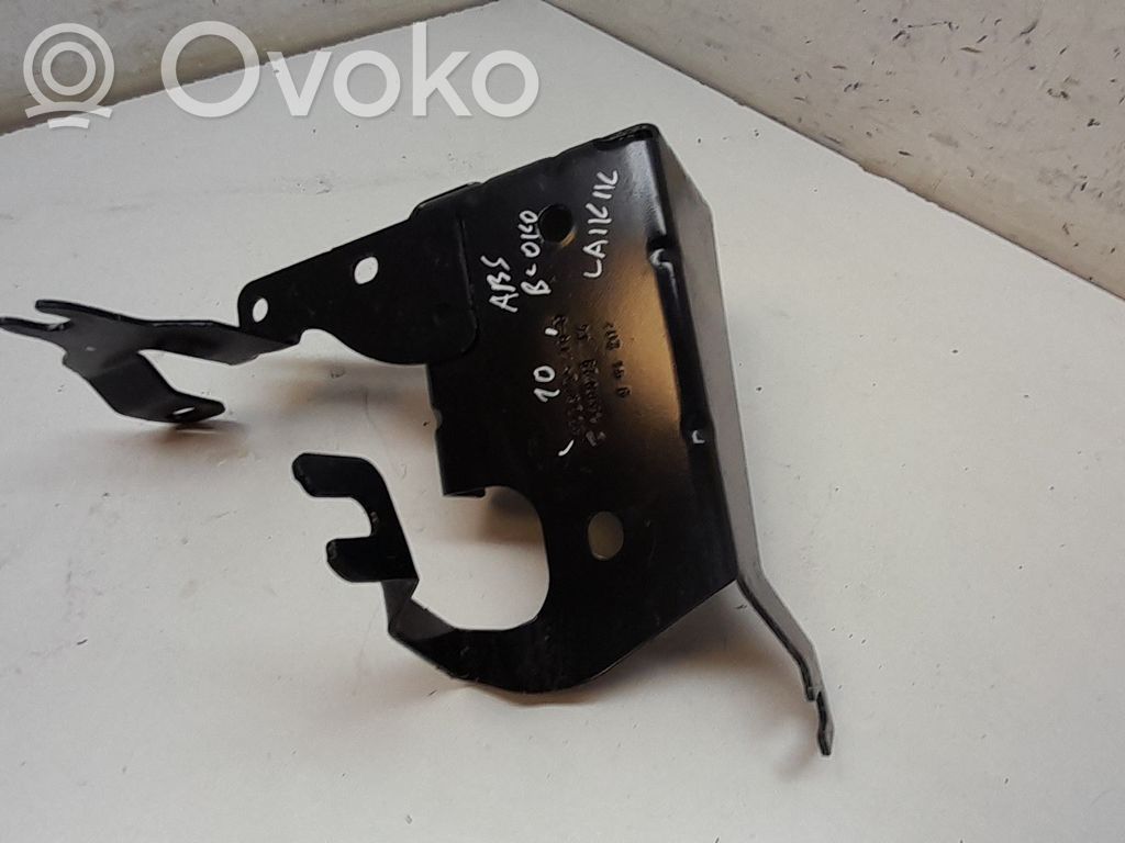 Renault Captur ABS pump bracket 