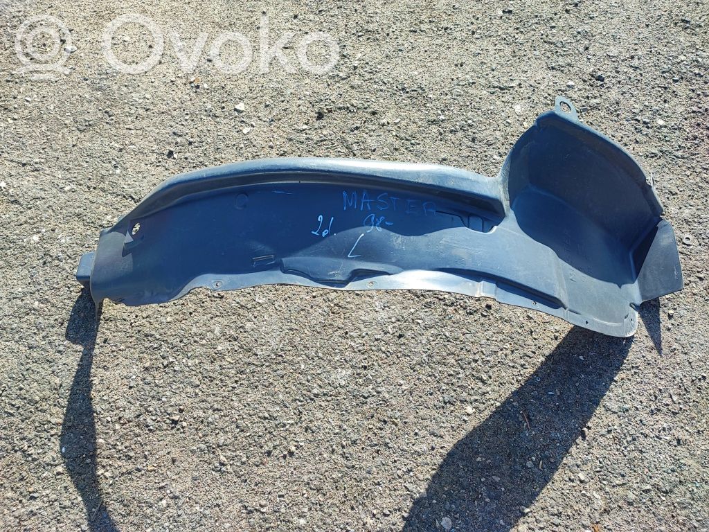 Front wheel arch liner splash guards