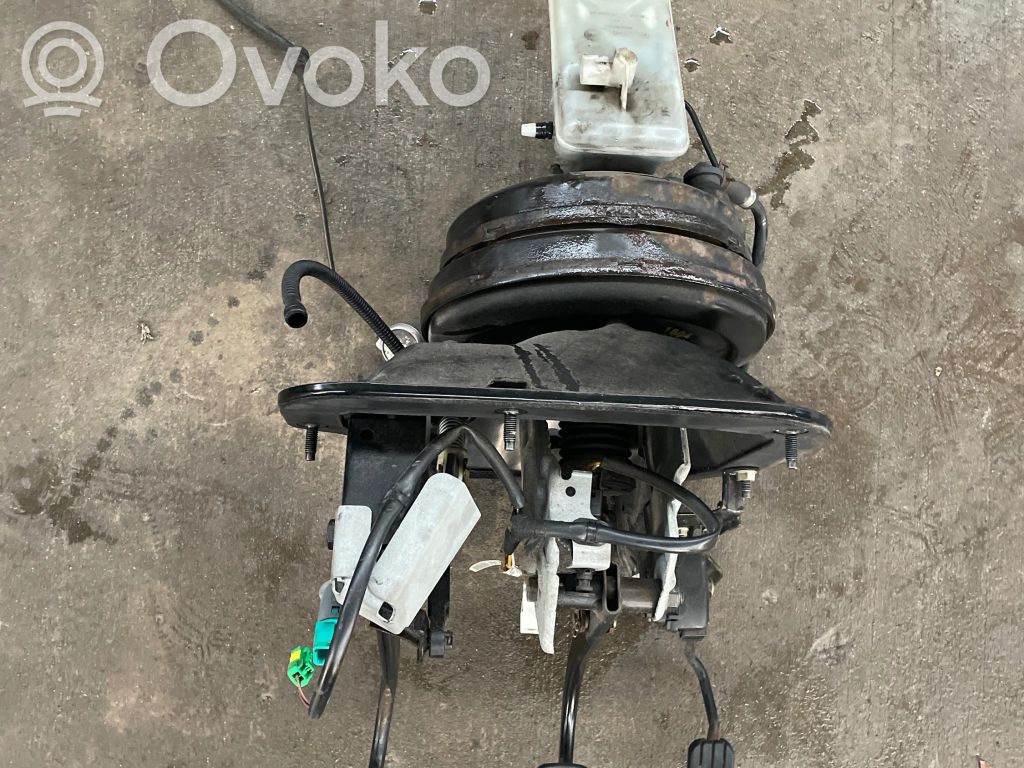 Assemblage pédale   8200320520,93852424