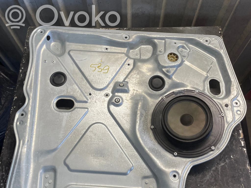 Volkswagen Transporter - Caravelle T5 Front window lifting mechanism without motor 