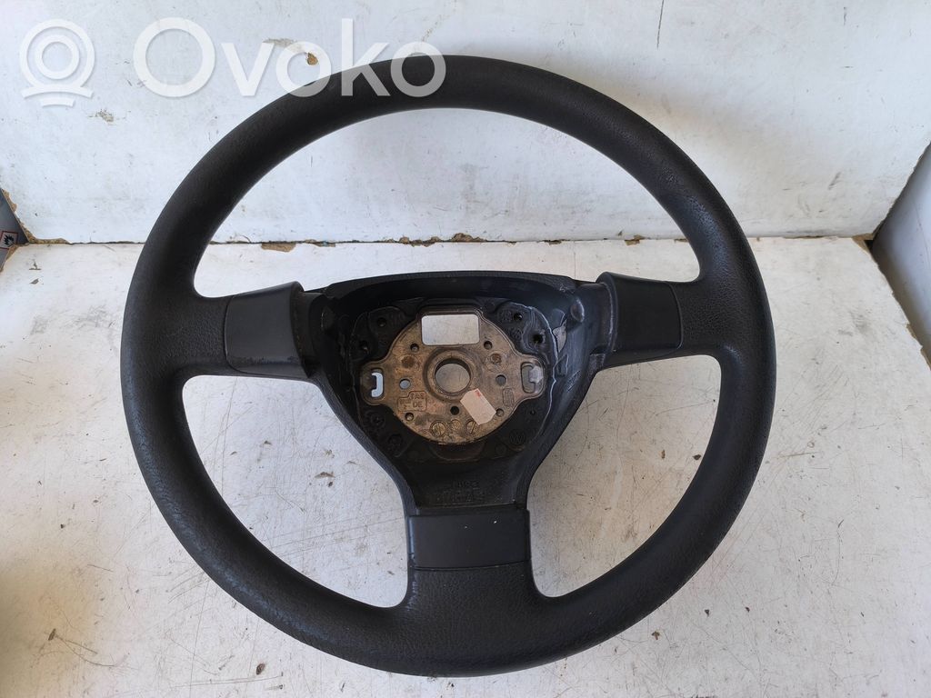 Volkswagen Golf V Kierownica 
