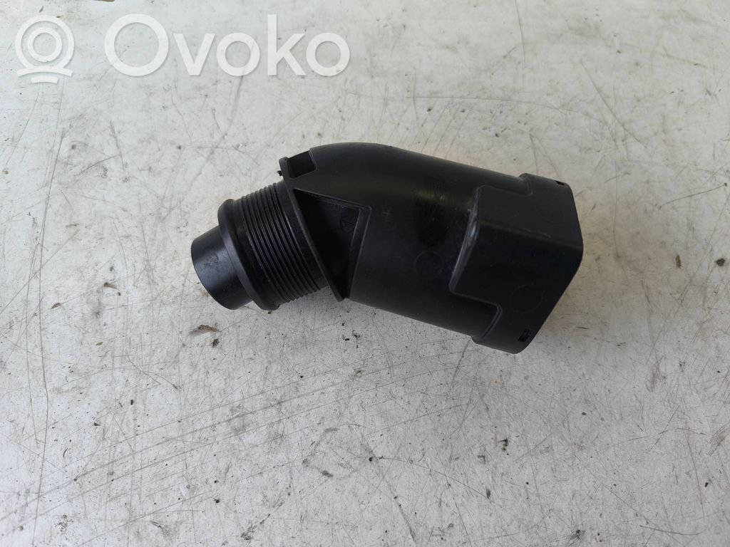 Volkswagen Polo V 6R Wąż / Rura intercoolera 