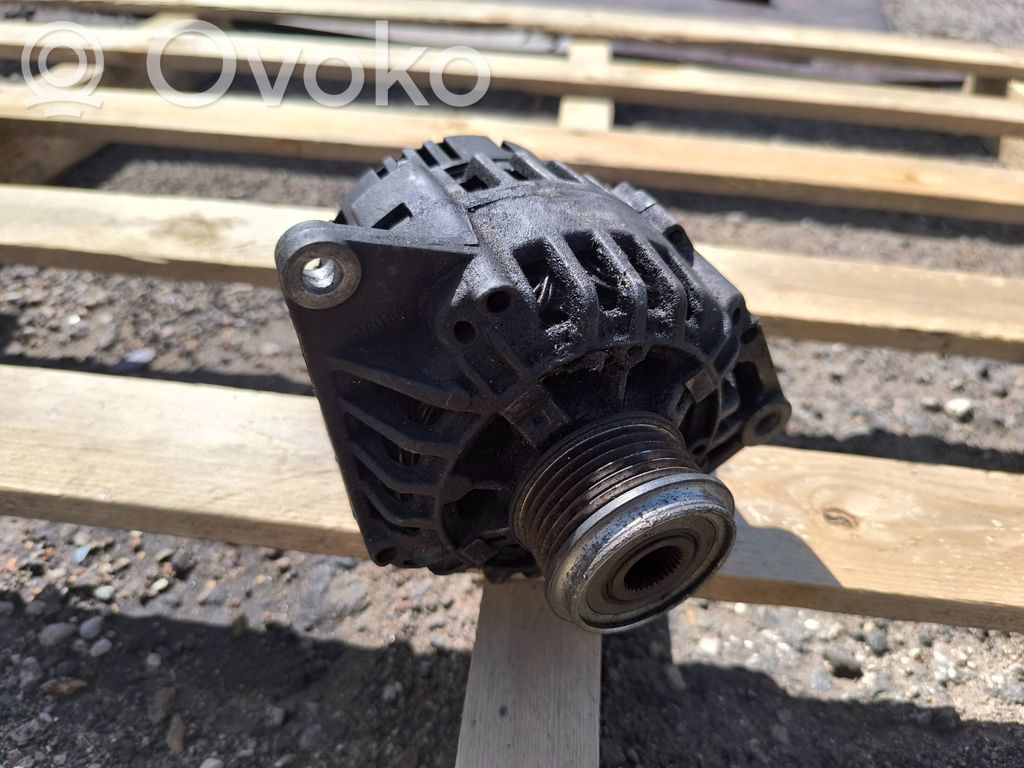 Renault Trafic II (X83) Generator/alternator 